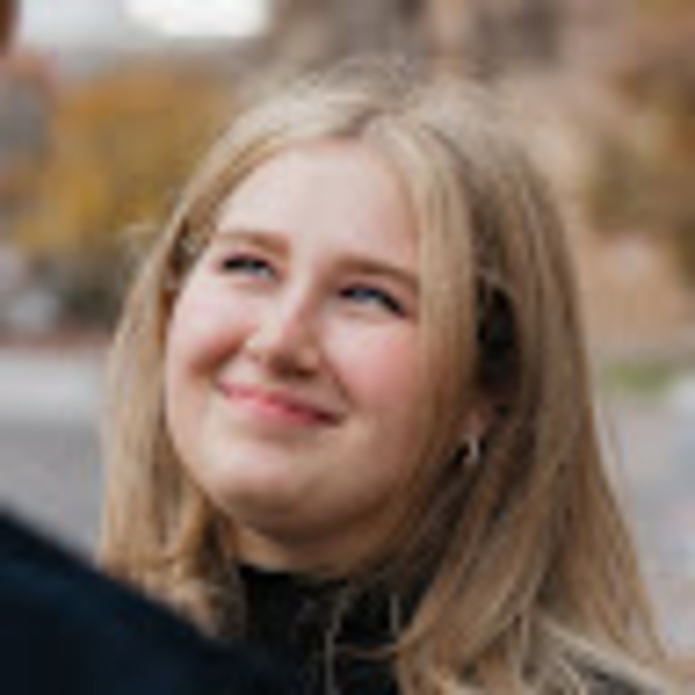 Meet your Posher, Madeline